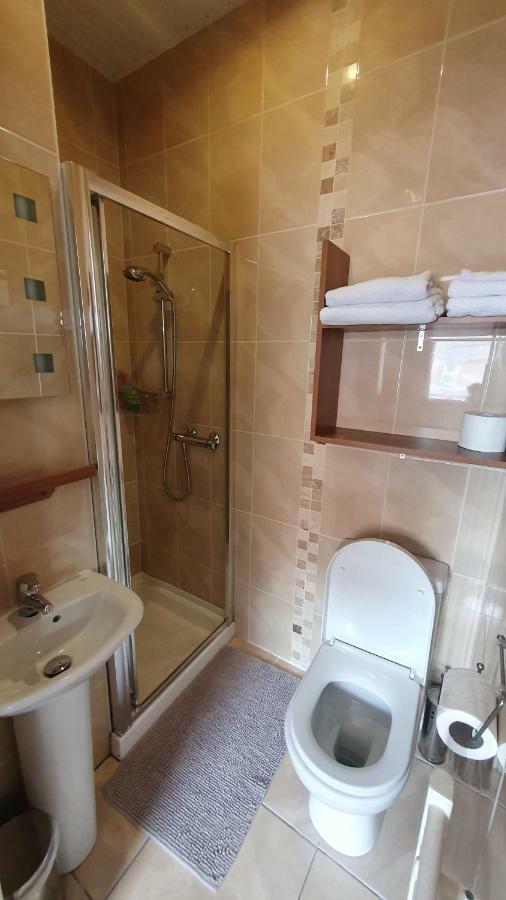 Rose Park House Bed & Breakfast Londonderry Dış mekan fotoğraf